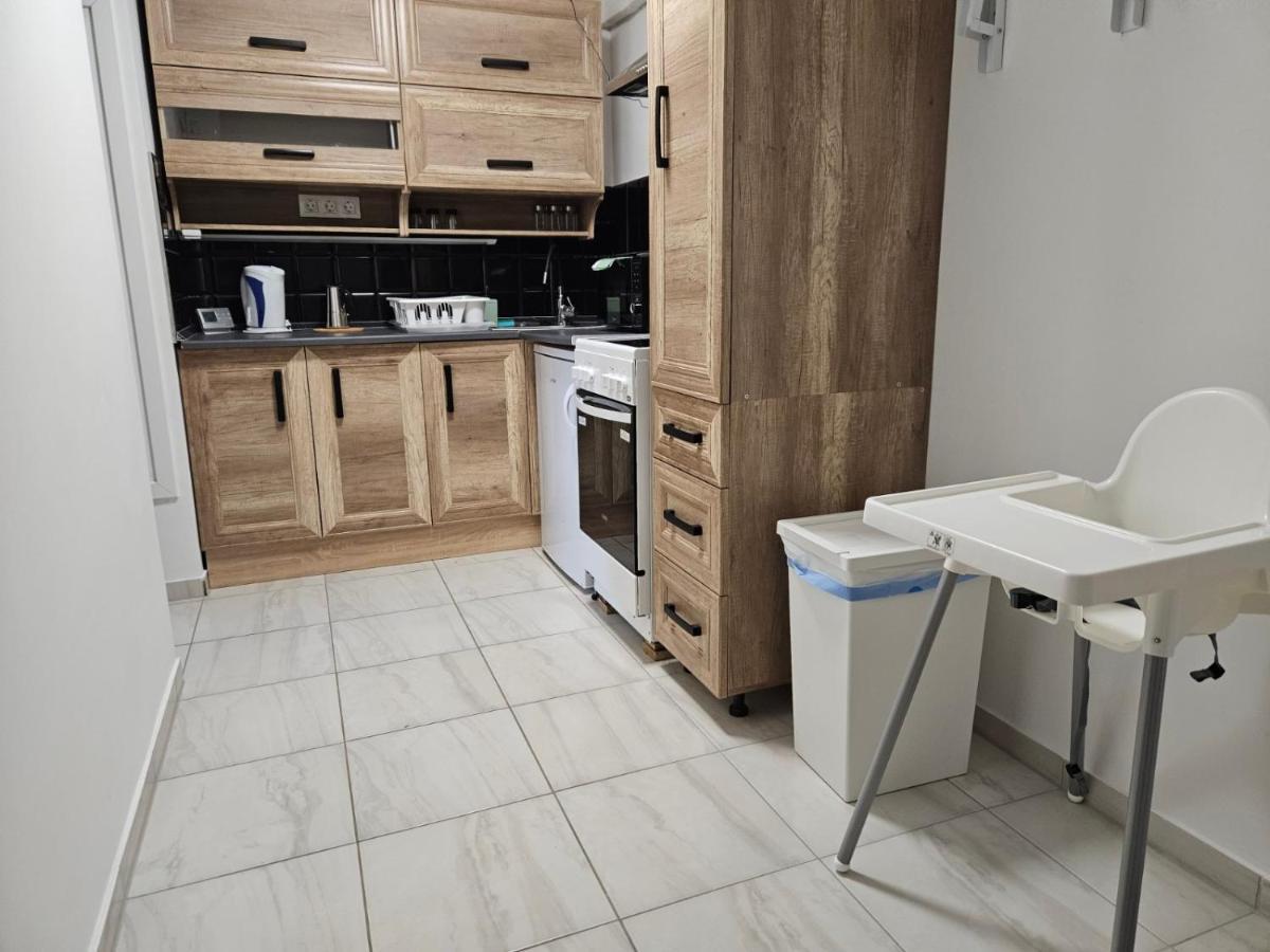 Holiness Apartmanok Seghedin Exterior foto