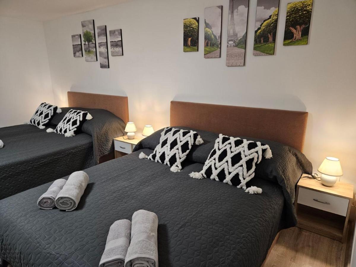 Holiness Apartmanok Seghedin Exterior foto