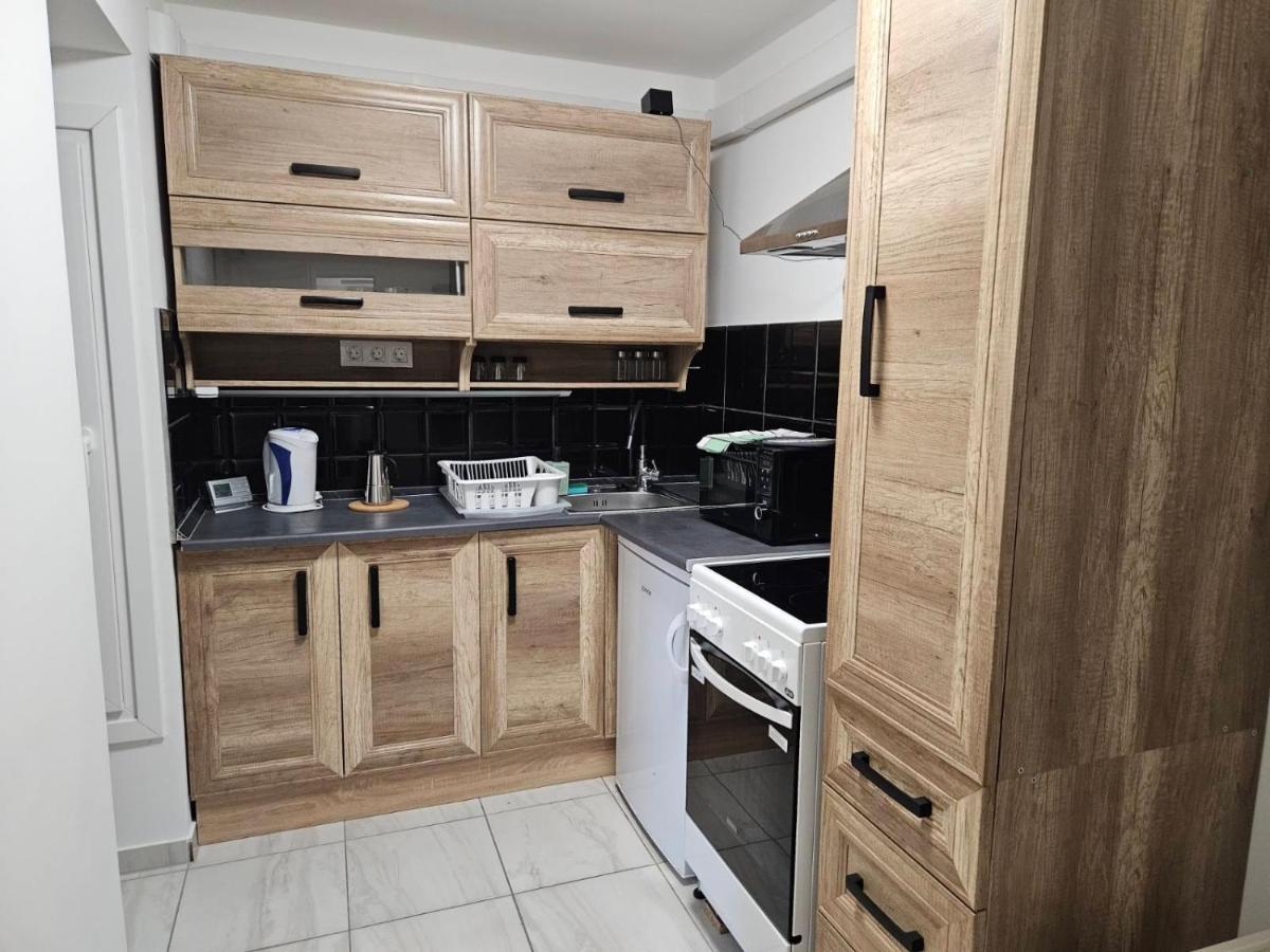 Holiness Apartmanok Seghedin Exterior foto